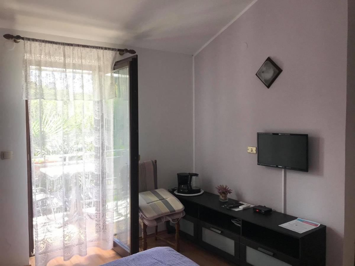 Draga Rooms Njivice Dış mekan fotoğraf