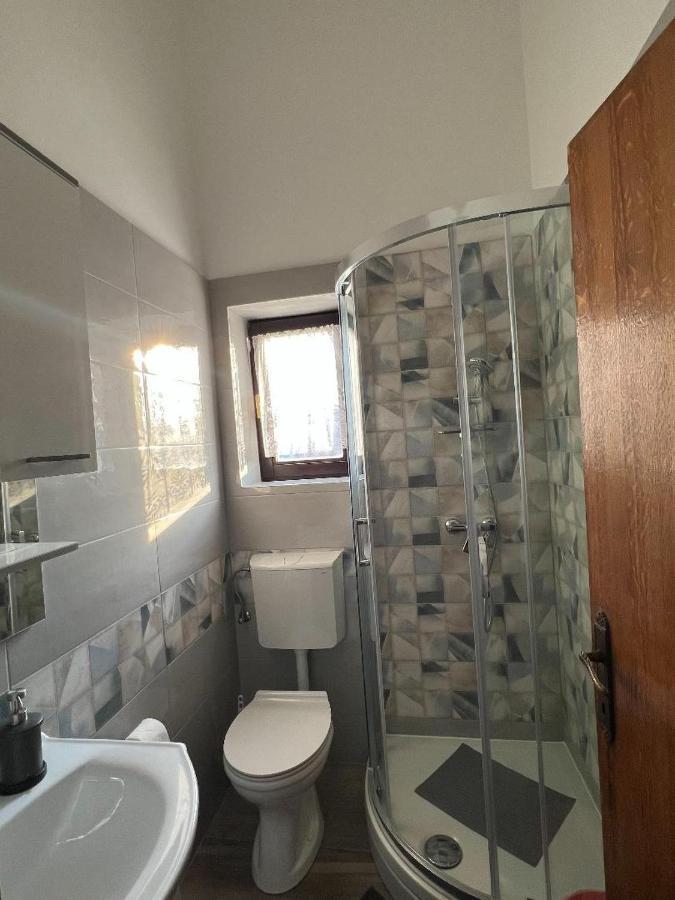 Draga Rooms Njivice Dış mekan fotoğraf